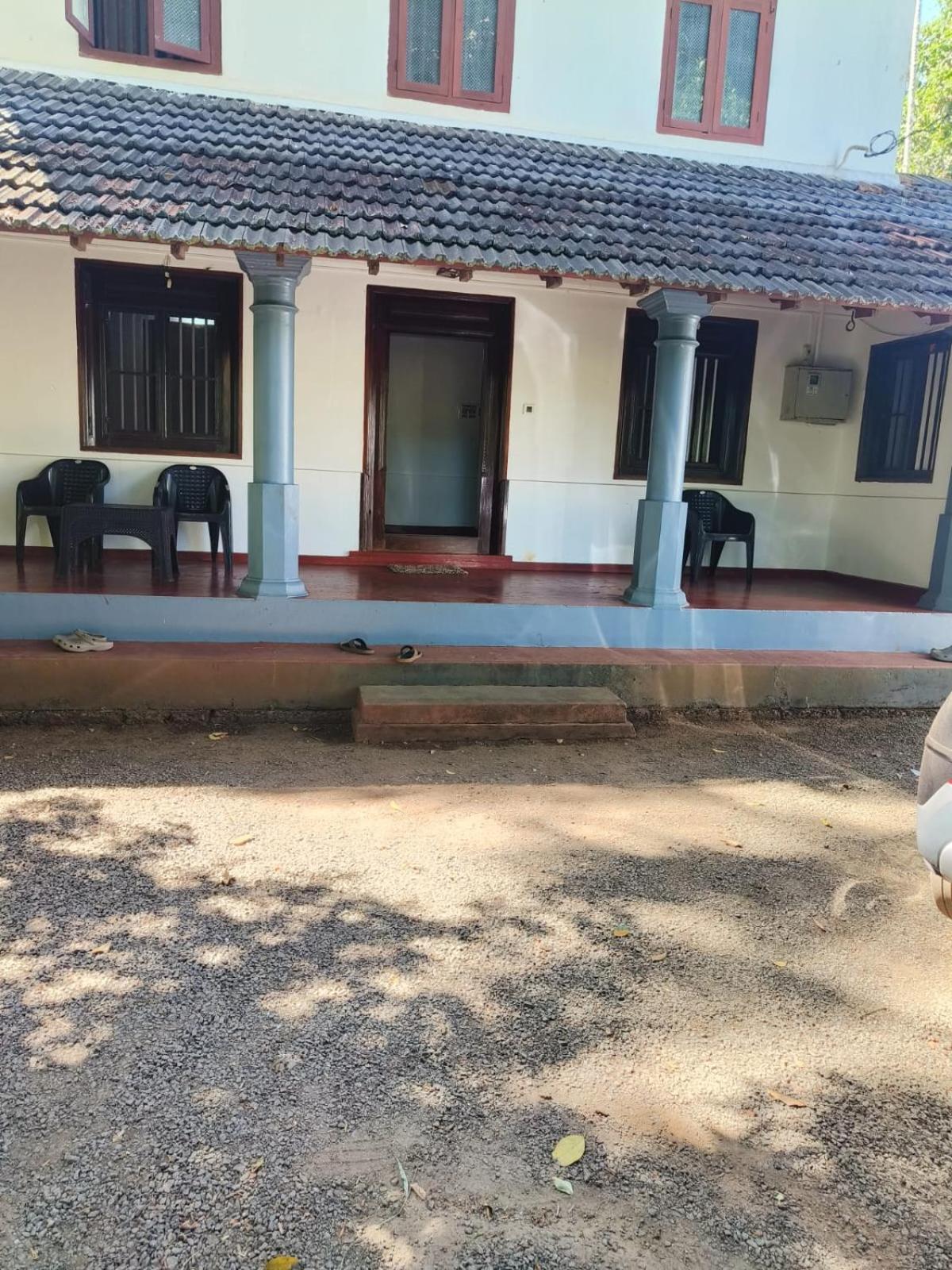 Bed and Breakfast Perch Next Door Kannur Exterior foto