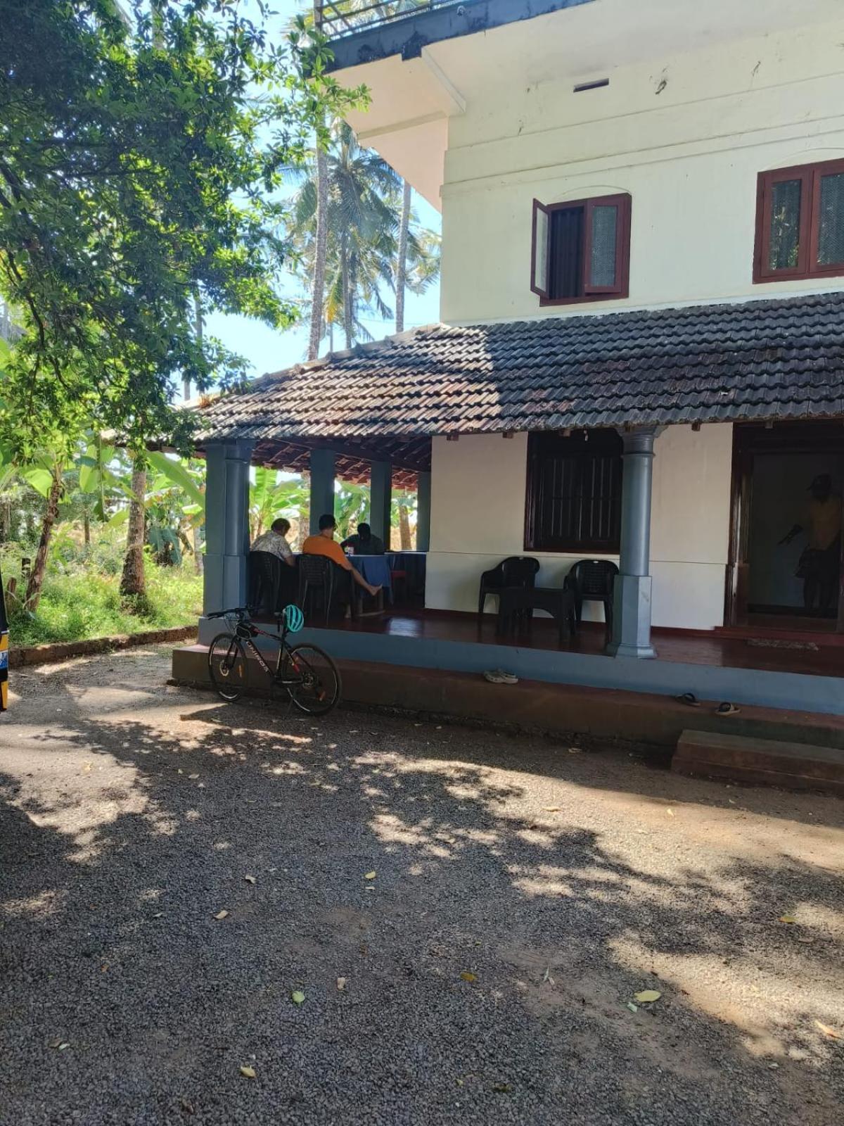 Bed and Breakfast Perch Next Door Kannur Exterior foto